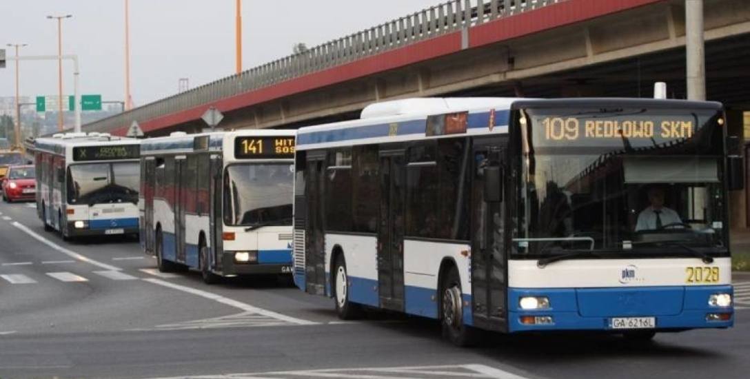 Kierowcy autobusów w Gdyni dostali premie, ale konflikt nadal trwa