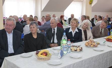 34 pary małżeńskie z gminy Pawłów świętowały 50-tą rocznicę pożycia małżeńskiego.