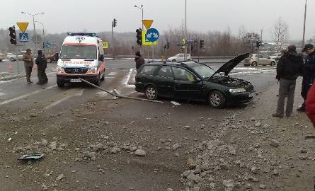Groźne zderzenie w Sandomierzu. Dwoje dzieci w szpitalu
