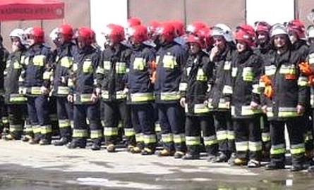 Bohaterowie strażackich manewrów w Rolmecie – kazimierscy ratownicy spisali się na szóstkę!