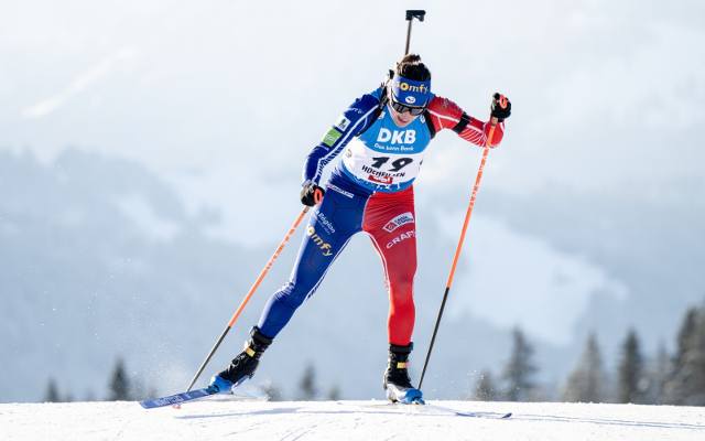 PŚ w biathlonie. Julia Simon wygrała bieg pościgowy. Jak wypadła Kamila Żuk?