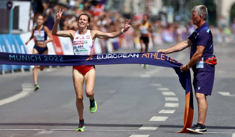 Film do artykułu: Pierwsza gwiazda mistrzostw Europy - Aleksandra Lisowska z dwoma medalami w maratonie [ZDJĘCIA]