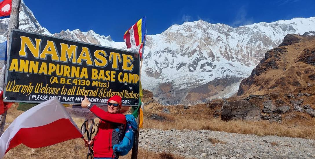 70 lat na karku nie jest przeszkodą, żeby odwiedzić Himalaje. "Trzeba mieć marzenia"