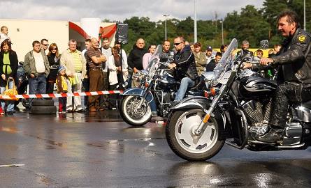 Pokaz motocykli zorganizowany przez klub 
