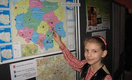 - A ja jestem z Radomia – pokazuje na mapie Ania Umięcka, która wystąpi w II kategorii wiekowej.