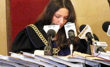 Sędzia Barbara Nowak-Łon podczas ogłaszania wyroku.