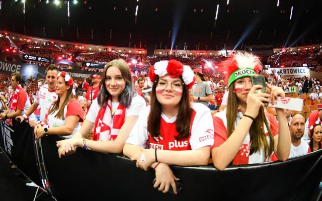 MŚ siatkarzy: Polska - Bułgaria 3:0. Spodek odleciał po wygranej Biało-Czerwonych ZDJĘCIA KIBICÓW