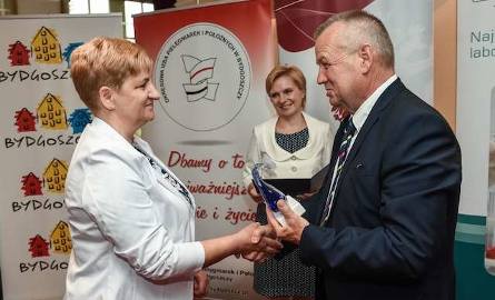 „Złoty Stetoskop” w kategorii „Pielęgniarka i położna” otrzymała Anna Płaskonka, pracująca w Centrum Medycznym „Ikar”