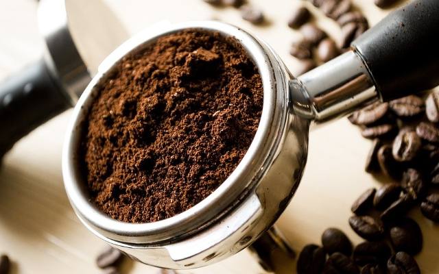 Oto kawa przez którą tyjesz. Unikaj jej, jeśli nie chcesz zbędnych kilogramów. Ta kawa tuczy i przyspiesza proces starzenia