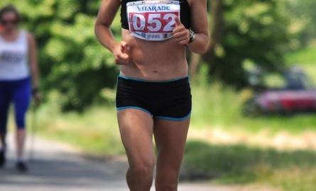 Węgierka Tundr Szado okazała się najlepsza na tarsie maratonu w rywalizacji kobiet.
