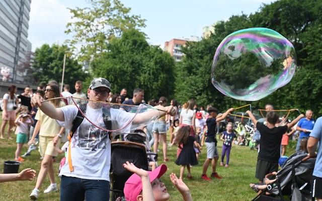 Festiwal Baniek Mydlanych w Krakowie. Moc atrakcji i zabaw dla najmłodszych
