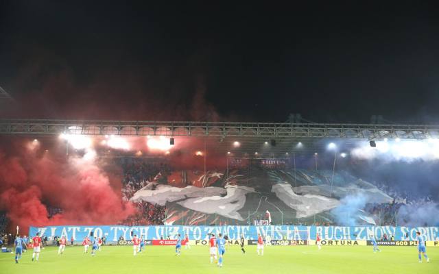 Wisła Kraków. Rekord frekwencji w I lidze i gorąca atmosfera na meczu z Ruchem Chorzów ZDJĘCIA
