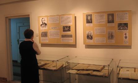 Wystawa pamięci badacza kultury polskiej Oskara Kolberga w bibliotece w Radomiu (zdjęcia)