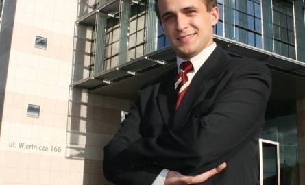 Marek Klapa - Najmłodszy stażem człowiek z Kielc w TVN. Zaczął mając niewiele ponad 15 lat. Wypromował się w Kielcach.