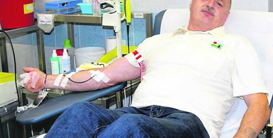 Jan Majewski ma już w szpitalu swoje ulubione stanowisko do oddawania krwi.
