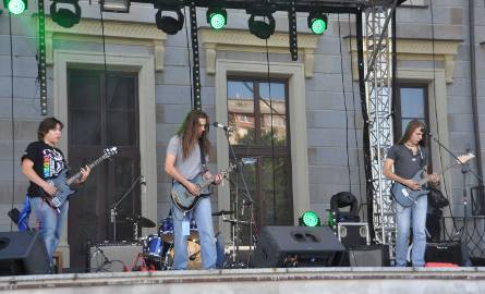 Mocne rockowe klimaty zafundował publiczności młodzieżowy zespół Degustator ze Skarżyska.