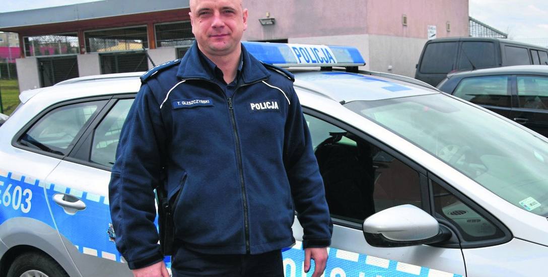Tomasz Gleszczyński będąc po służbie ujął 31-latka, który pijany przyjechał samochodem kłusować nad jezioro