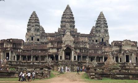 Kambodża - kraj zdumiewających zabytków i krwawych mordów (zdjęcia)