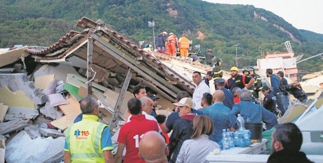 Trzęsienie ziemi we Włoszech. Cud braci, dramat całej wyspy