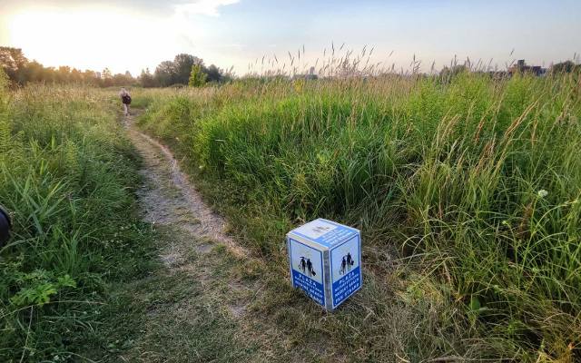 Plaża nudystów na Bagrach w Krakowie to nie miejska legenda! Postawili nawet znacznik