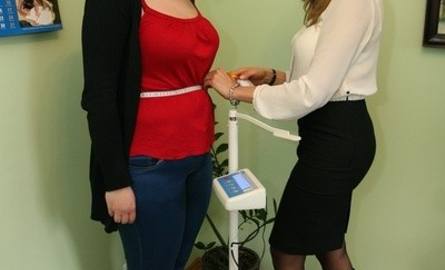 Najmłodsza uczestniczka akcji Weronika Musiał schudła kolejne 2 kilogramy, a łącznie zrzuciła 5,6 kilograma tkanki tłuszczowej. Systematycznie wyszczupla
