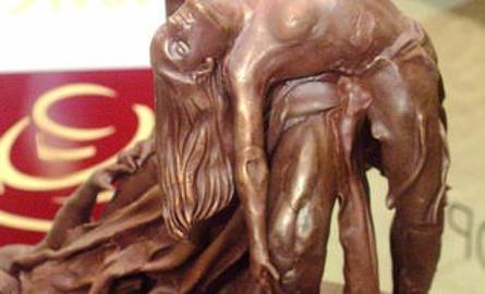 W Galerii „Drukarnia” przy ul. Gdańskiej stanął „Potop” z... czekolady. Słodką rzeźbę (waży ponad 20 kilo i mierzy około pół metra) ufundował Krzysztof