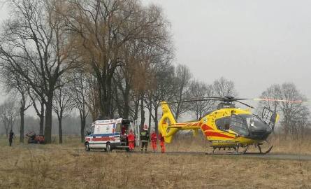 Wypadek w Małowicach: Kierowca trafił do szpitala (wideo, zdjęcia)