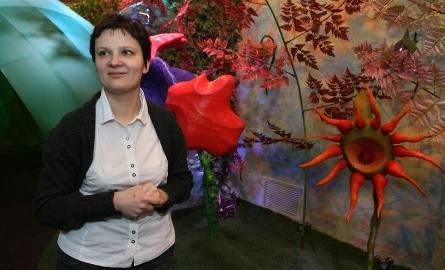 Dyrektor Europejskiego Centrum Bajki w Pacanowie Magdalena Janiak – Jaskółowska zaprasza na zapoznanie się z ofertą centrum na Targach Kielce.