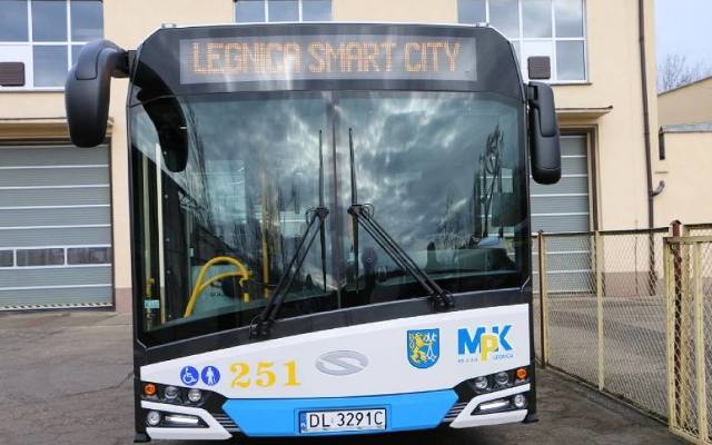 Pasażerka autobusu MPK zażądała usunięcia kobiety w burce