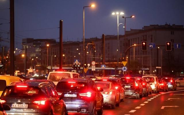 Sprawdź w aplikacji mObywatel, czy twój samochód będzie mógł w przyszłym roku wjechać do Krakowa