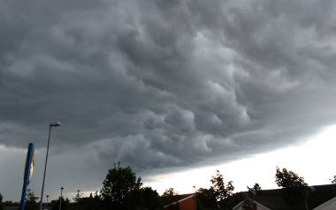 Chmura burzowa w okolicach Kielc. Zdjęcie nadesłał czytelnik Robert.