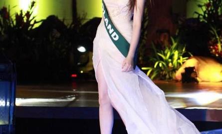Ola znalazła się w ścisłym finale Miss Earth 2013. Do Polski wróci z kilkoma tytułami.