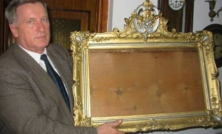 Pan Mieczysław podjął się także odnowienia dwustuletniej rzeźbionej ramy od zniszczonego obrazu.