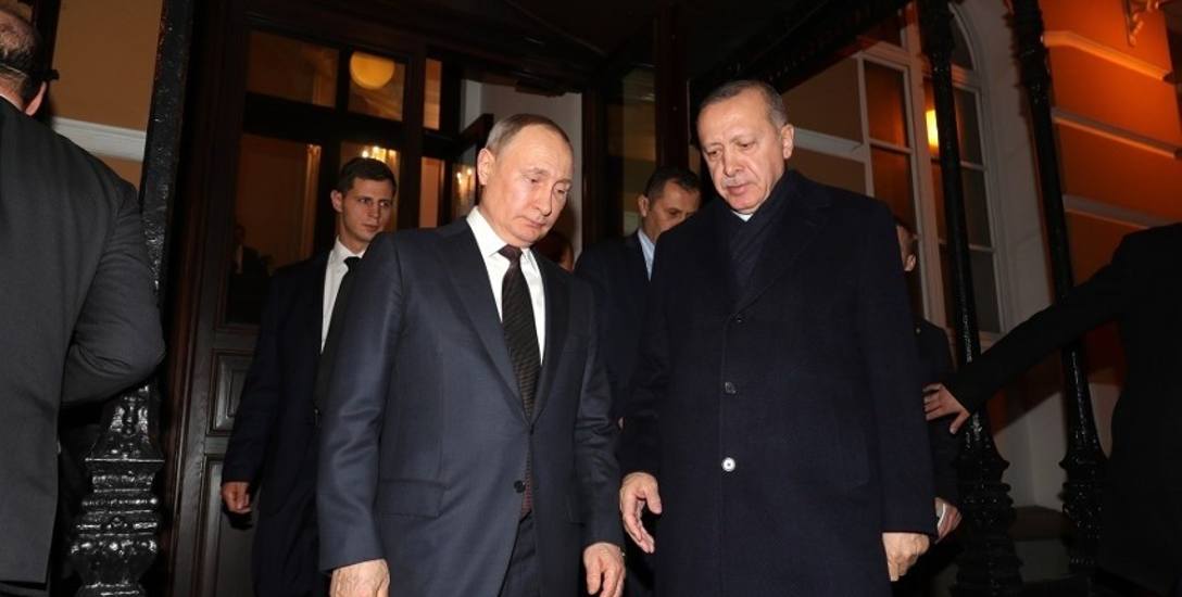 Prezydent Turcji z apelem do Władimira Putina. Chodzi o korytarz morski dla ukraińskiego zboża