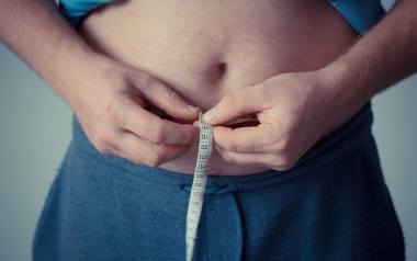 Spalacze tłuszczu - czy warto je stosować? Czym są naturalne spalacze tłuszczu? 