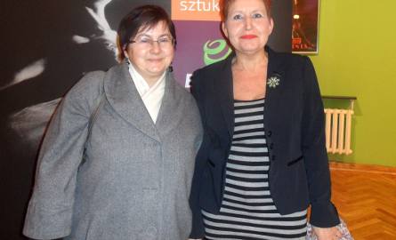 Ewa Urbańska (z prawej) i hanna Malicka chwaliły spektakl "Żyd" Teatru Polskiego z Bielska-Białej.