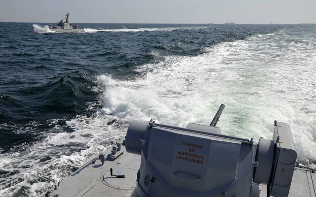 Ukraina wprowadzi stan wojenny? Atak rosyjskich okrętów na Morzu Azowskim. 