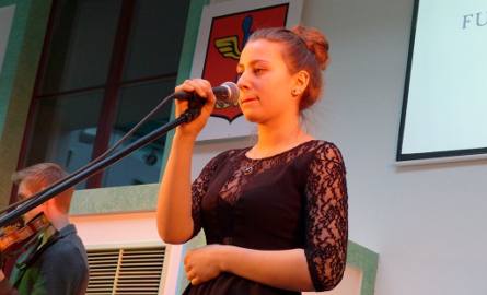 Zuzanna Gadowska popisała się swoimi. umiejętnościami wokalnymi.
