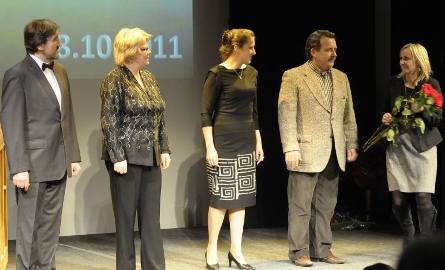 Dla młodszych kolegów wystąpili (od lewej): Jacek Greszta, Olga Wołkowa (akompaniament), Małgorzata Grela i Ryszard Smęda