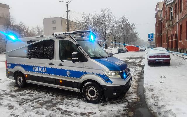 Nie żyje jeden z policjantów postrzelonych na Sudeckiej we Wrocławiu. Maksymilian F. usłyszy zarzut zabójstwa