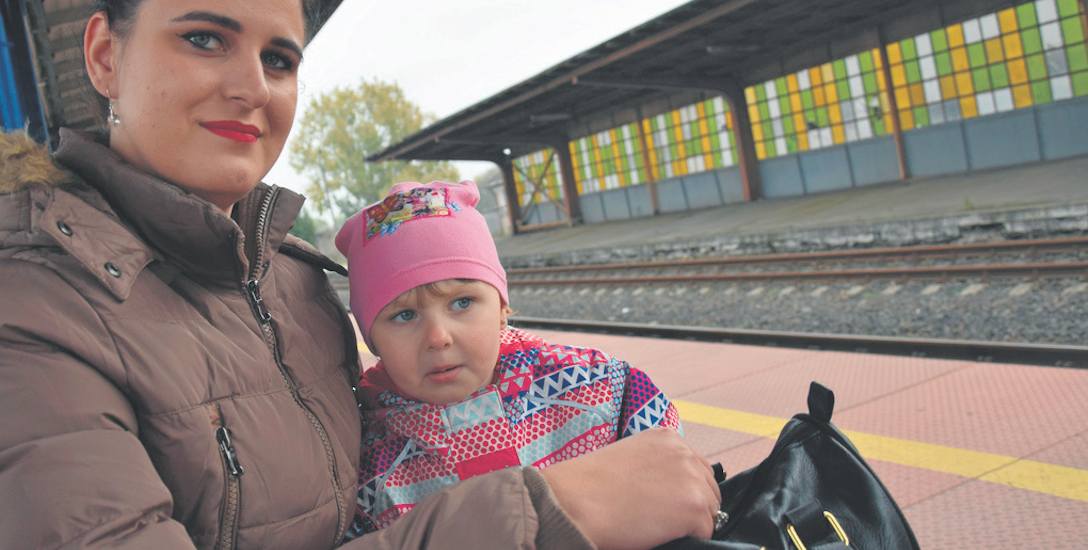 - Każdy pociąg, który jedzie w głąb kraju się przyda - mówiła nam wczoraj Magda Krzanowska, która z 3,5-letnią córką Julią jechała pociągiem do przyjaciółki