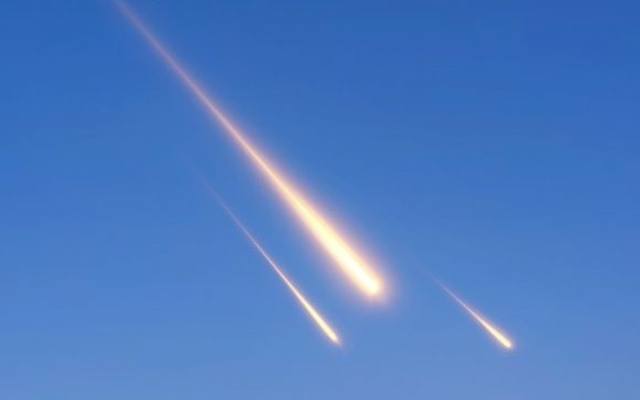 Meteor przeleciał nad Statuą Wolności z ogromną prędkością i spłonął nad Manhattanem