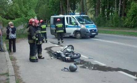 W wypadku uczestniczyły osobowy ford focus i motocykl suzuki.