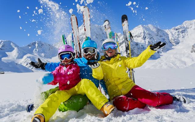 Najlepsze miejsca na narty w Alpach. Wybierz idealną lokalizację na zimowe szaleństwo
