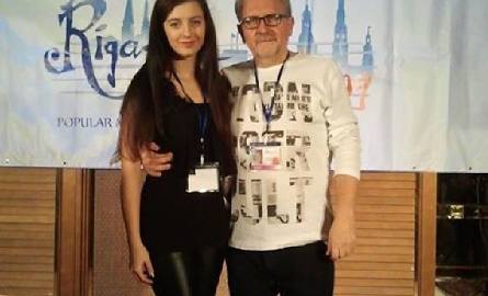 Magda ze Stanisławem Zielińskim - dyrektorem Międzynarodowego Festiwalu "Majowa Nutka” w Częstochowie, jedynym polskim jurorem na festiwalu