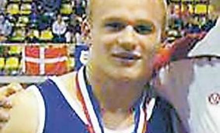 Józef  Wadecki, absolwent VII LO, złoty medalista Mistrzostw Świata w Akrobatyce Sportowej - skoki na ścieżce, na swym koncie ma wiele sukcesów sportowych.