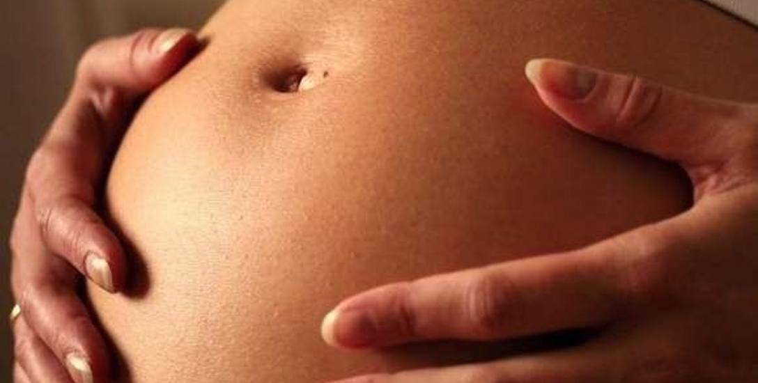 Rządowe propozycje dla kobiet w ciąży komentuje przedstawicielka PAN
