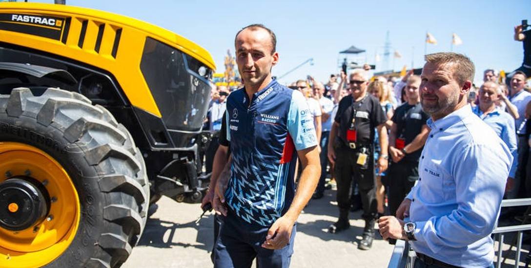 Robert Kubica przyjechał do Torunia na zaproszenie firmy Interhandler.  Kierowca skupia się na swoich staraniach o powrót do jazdy w Formule 1