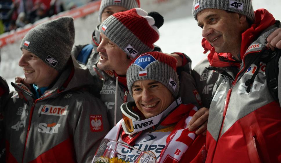 Kamil Stoch wygrał niedzielne zawody Pucharu Świata w Wiśle w skokach narciarskich