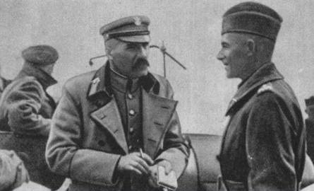 Marszałek był jednym z najbardziej zaufanych ludzi Józefa Piłsudskiego. To jemu przed śmiercią Piłsudski przekazał wizję rozbudowy polskiego wojska.